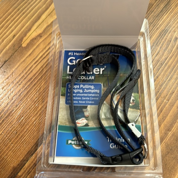 Gentle Leader Headcollar - Picture 3 of 3